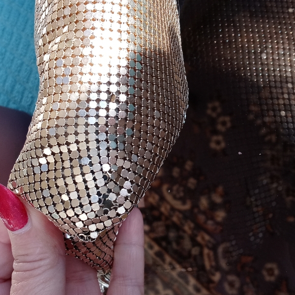 Guess Mesh Cosmetic Case - Picture 8 of 12